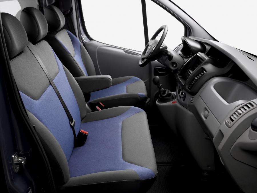  Renault Trafic LWB Van 2010 года  (фото 5 из 10)